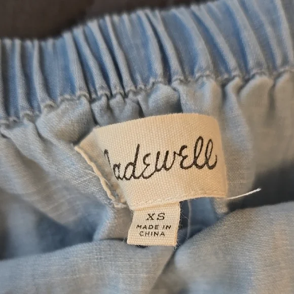 Blue Knee-Length Sundress with Puff Sleeves - Picture 4 of 9